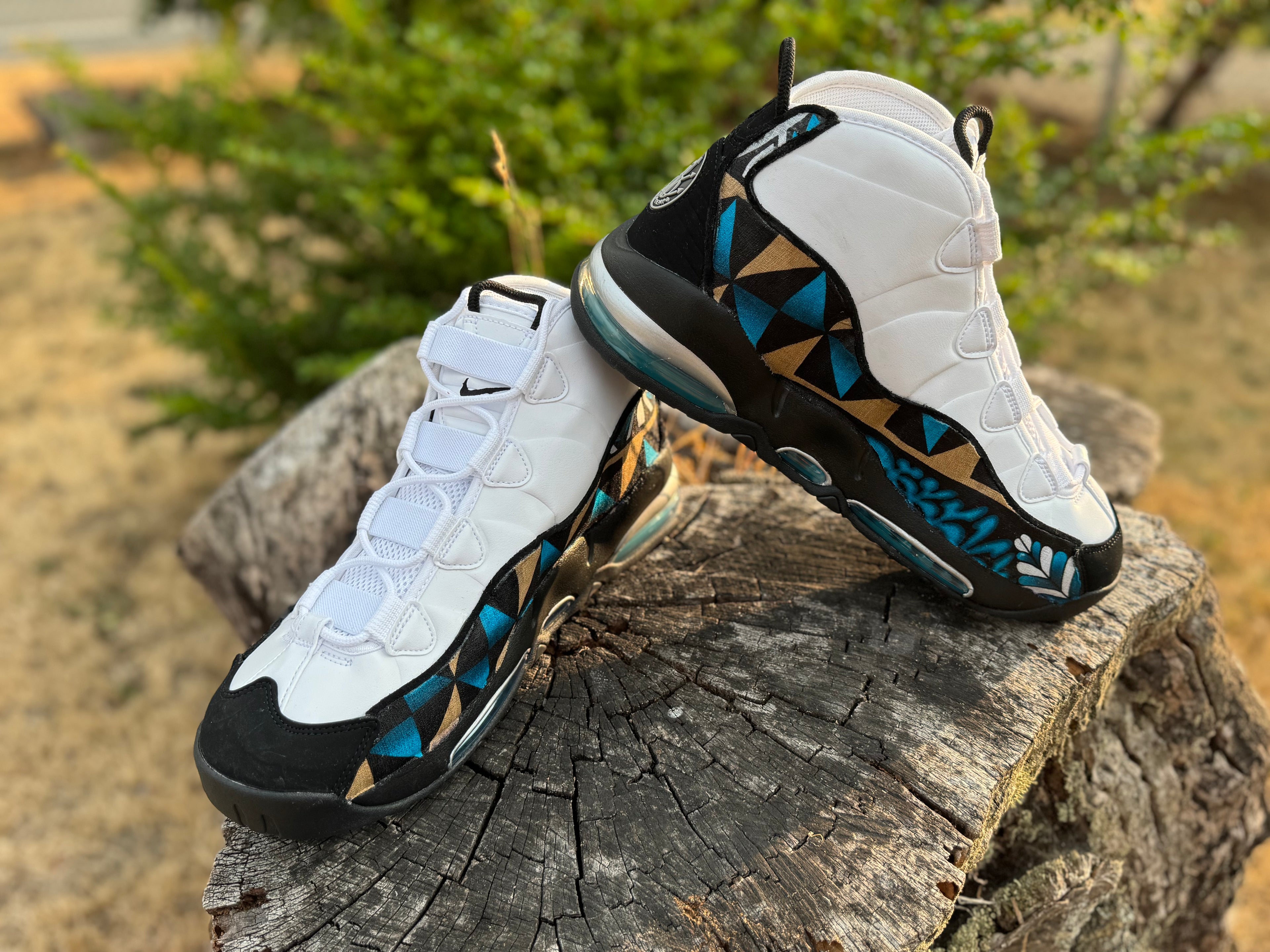 Uptempo Turquoise/Black Tribal #17 Size 13M