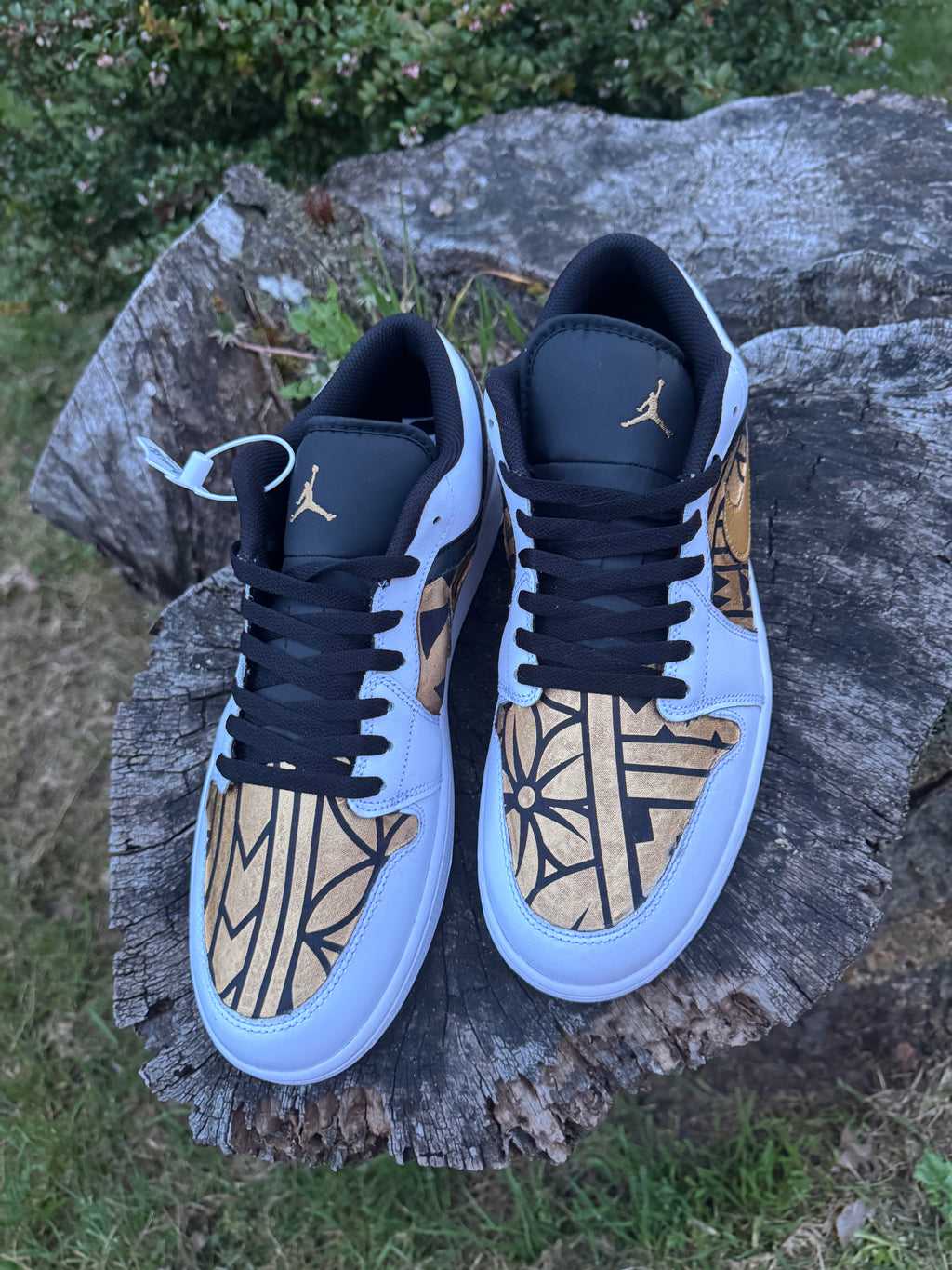 Jordan 1 Low Black/Gold Tribal #23 Size 12M
