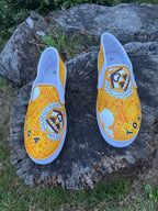 Slip-On Yellow Tonga Tribal #50 Size 8.5M/10W 💗
