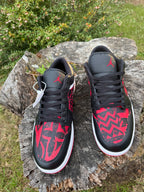 Jordan 1 Low Red/Black Tribal #9 Size 14M 💗